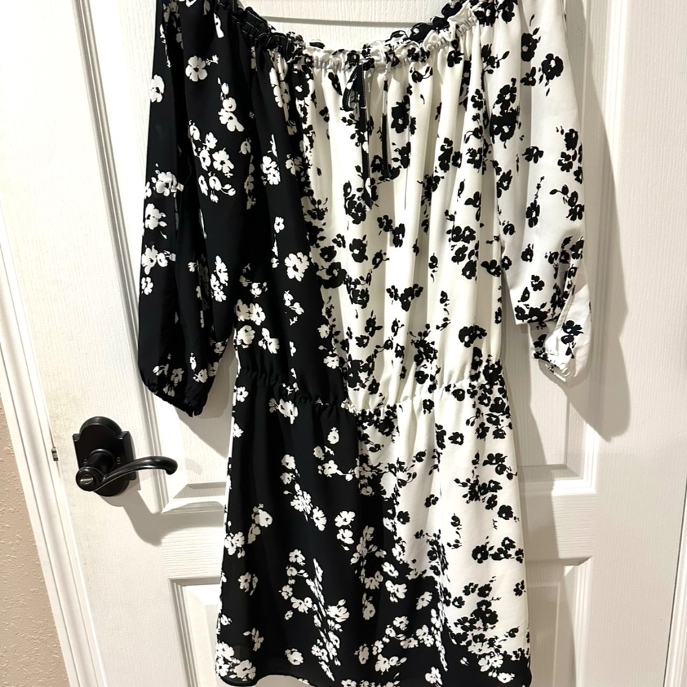 White House Black Market Black and White Floral Cutout Dress